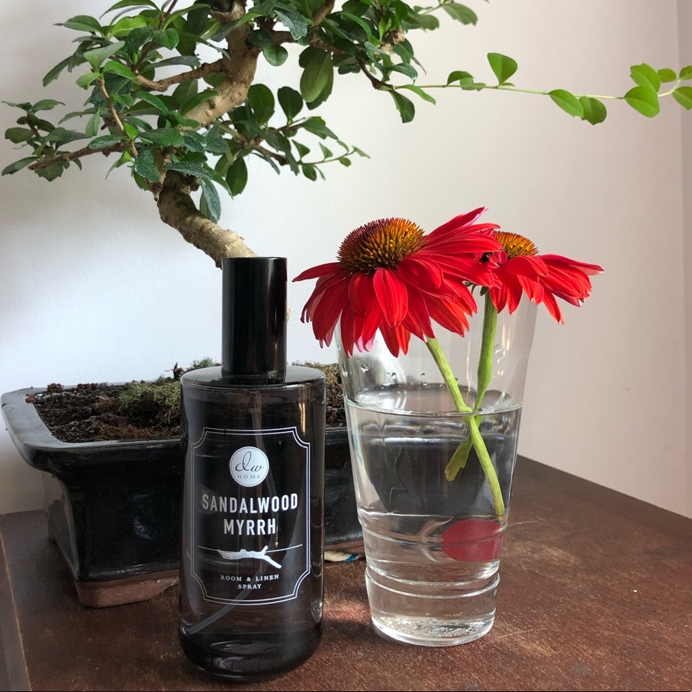 DW Room & Linen Spray - Sandalwood Myrrh